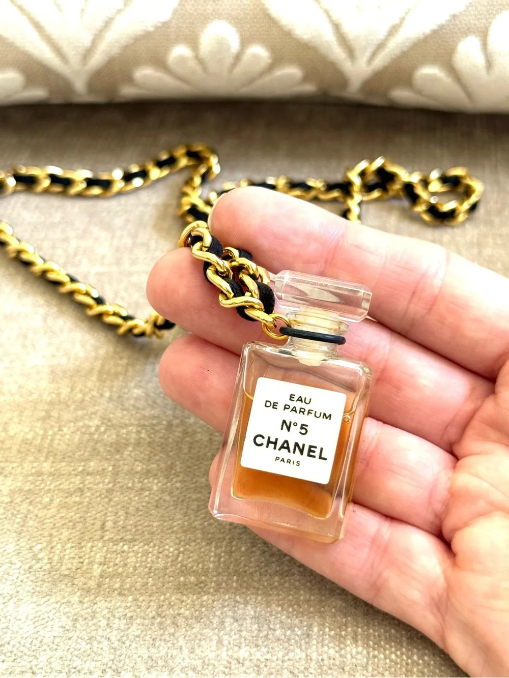 Authentic vintage Chanel No. 5 Perfume Bottle Necklace gold black chain